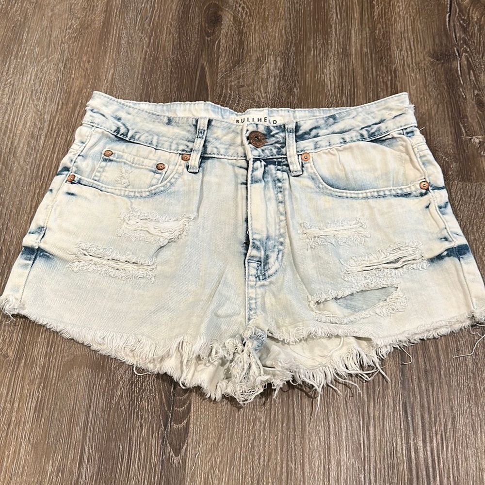 Bullhead Women’s Acid Washed Jean Shorts - Size 5